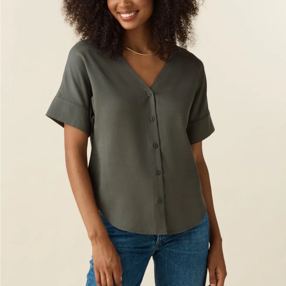 VETTA The Girlfriend Shirt Limited Edition. Olive color. Size Small. EUC altered